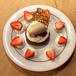 L'Essentiel - Strawberry dessert!