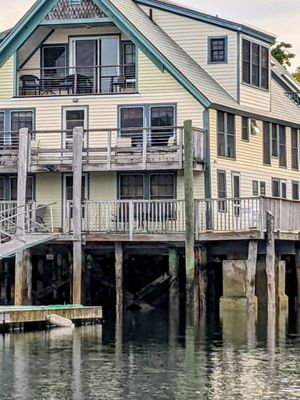 Accommodations At Rocky Neck by null