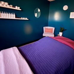 Blue Water Day Spa - Skincare Treatment Room