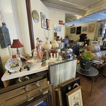Four Seasons Flea Market - First floor - Flea Markets Near Me - Leominster, Massachusetts