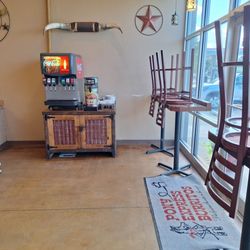 Pony Express Burritos - Lobby