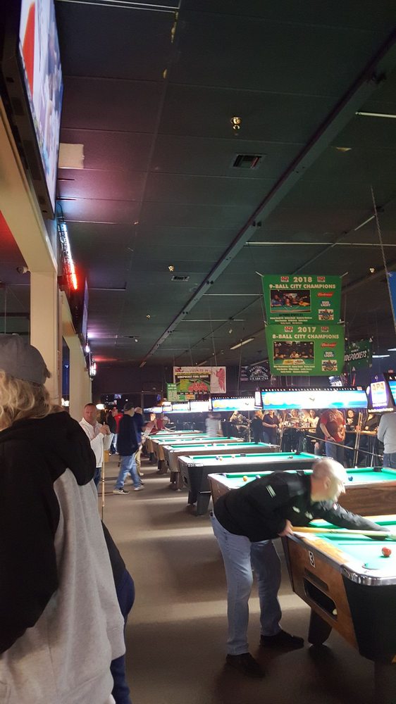 SIDE POCKETS Updated October 2024 2013 Nelson St, Shreveport