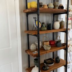 Mud Queen Pottery - Shelf with some pottery