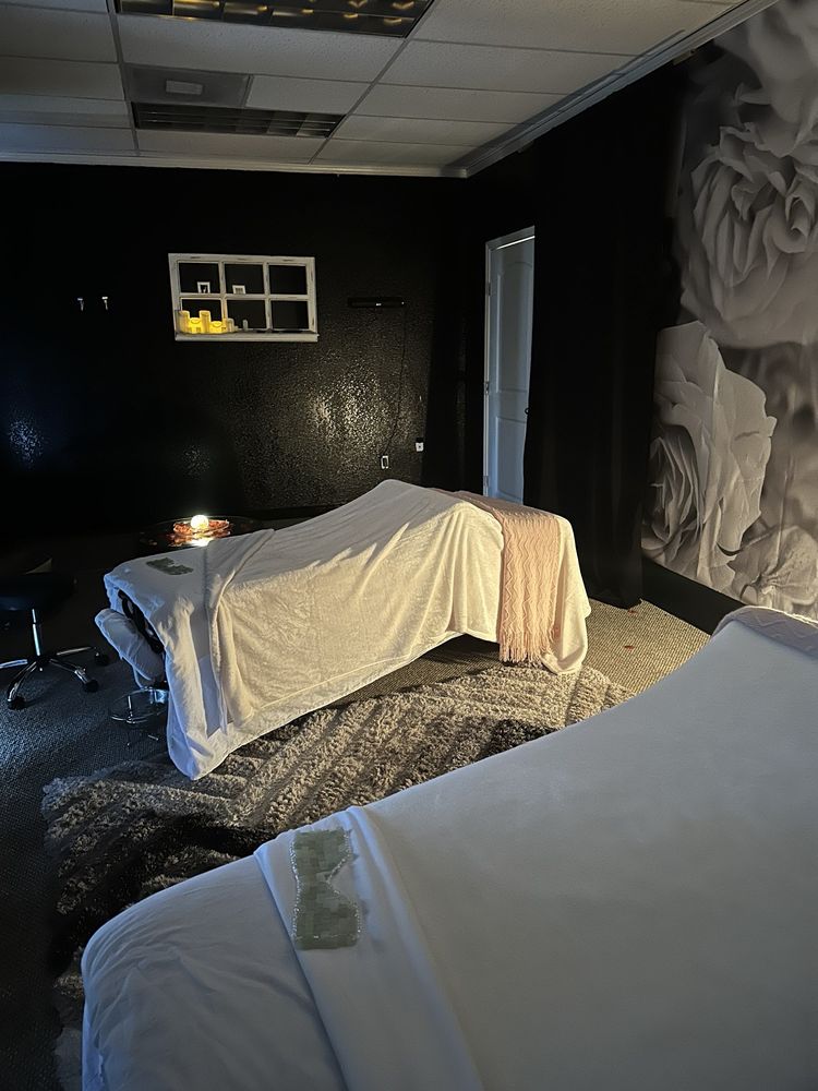 BLISSFUL ZEN DAY SPA Updated November 2024 214 N Walnut Creek St