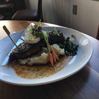 Pier B Resort - New York Strip @ Silos - Resorts Near Me - Duluth, Minnesota