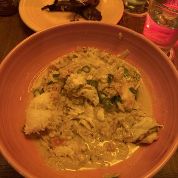 Hula's Island Grill - Kingston Crab Curry (after the kitchen took away half my curry) - Asian Fusion Near Me - Monterey, California Hula's Island Grill - Kingston Crab Curry (after the kitchen took away half my curry) - Asian Fusion Near Me - Monterey, California
