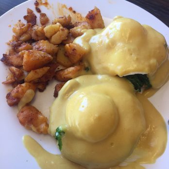 Peter's Sunrise Restaurant - Breakfast & Brunch Near Me - Everett, Massachusetts