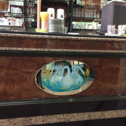 Eiscafé Drei Schwäne - Theke im Café