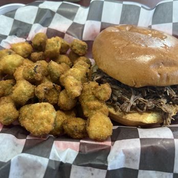 JR’s BBQ N More - Awesome BBQ sandwich w/great fried okra - Food Trucks Near Me - Keller, Texas