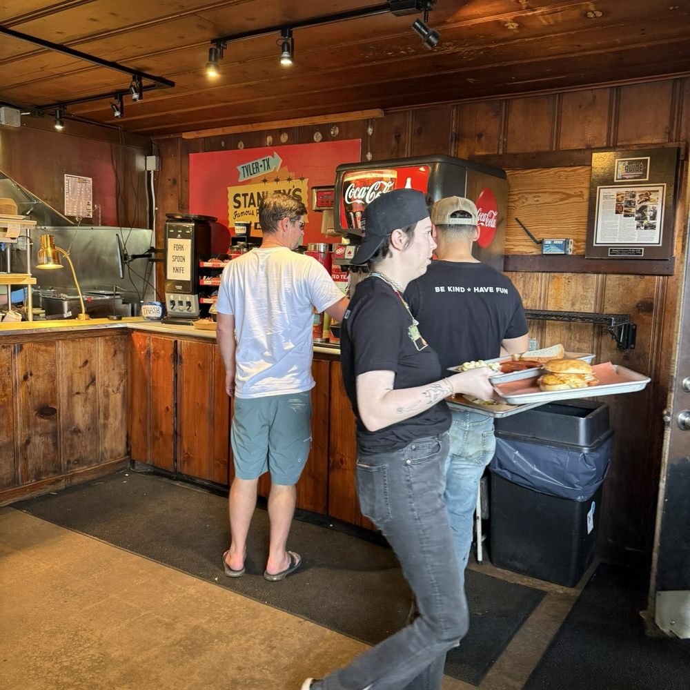 Stanley's Famous Pit Barbecue - Order place - Barbeque Near Me - Tyler, Texas Stanley's Famous Pit Barbecue - Order place - Barbeque Near Me - Tyler, Texas