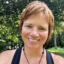 Root to Rise Massage Therapy & Yoga - Bio pic