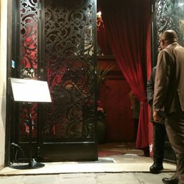 My very first Night in Paris,  & first visit at Buddha-Bar