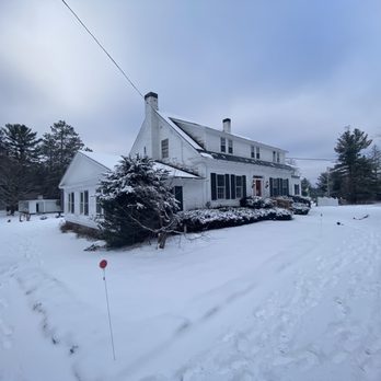 Lovett's Inn - Hotels Near Me - Franconia, New Hampshire Lovett's Inn - Hotels Near Me - Franconia, New Hampshire