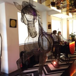 Adelphi Hotel - Loved this horse in the lobby