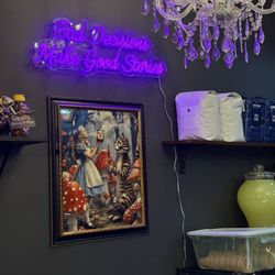 Curiosities Coffee and Ice House - Interior