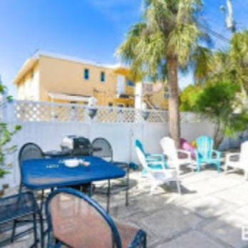 Beachside Management - Advertised Patio View - Vacation Rentals Near Me - Siesta Key, Florida
