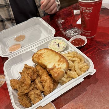Raising Cane's Chicken Fingers - Chicken Shop Near Me - Boston, Massachusetts Raising Cane's Chicken Fingers - Chicken Shop Near Me - Boston, Massachusetts