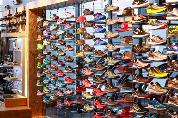 Heartbreak Hill Running Company by null