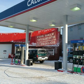 1. Tony's Service Station & 24 Hr Towing