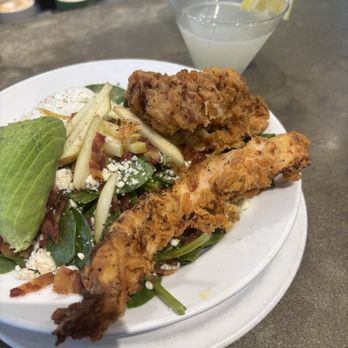 The Braeburn - Fried chicken spinach, bacon, gorgonzola, apple avocado and Rosemarys bees knees - Breakfast & Brunch Near Me - Langley, Washington The Braeburn - Fried chicken spinach, bacon, gorgonzola, apple avocado and Rosemarys bees knees - Breakfast & Brunch Near Me - Langley, Washington