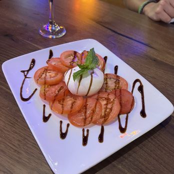 Piola - Caprese with Burrata - Pizza Near Me - Hallandale Beach, Florida