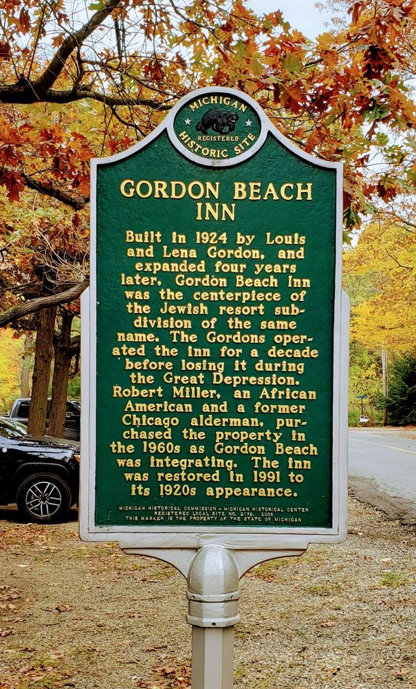 GORDON BEACH INN Updated September 2024 24 Photos & 26 Reviews 16220 Lakeshore Rd, Union