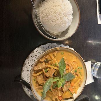 Thai Dishes - Thai Near Me - Santa Monica, California Thai Dishes - Thai Near Me - Santa Monica, California
