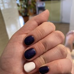 Ultimate Nails - Gel manicure