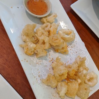 Daw Kun Thai - Fried calamari - Thai Near Me - Manchester, New Hampshire