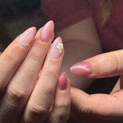 Swan Nail