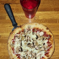 Mellow Mushroom Charlottesville - Custom Vegan