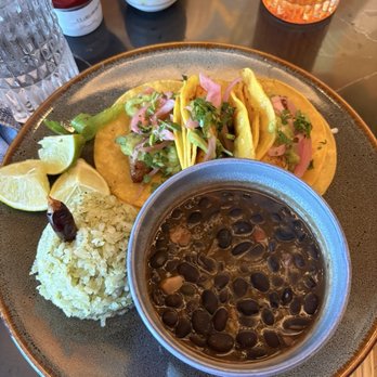 Descend 21 - Street tacos (fish) - Lounges Near Me - Orlando, Florida