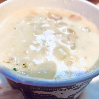 The 1029 Bar - Clam Chowder - Sports Bars Near Me - Minneapolis, Minnesota