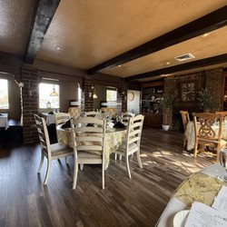 Glen Eagle's Restaurant & Lounge - Another picture of the beautiful dining room