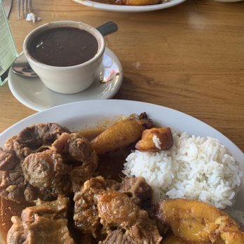 Versailles - Rabo Encendido (Oxtail Stew) - Cuban Near Me - Encino, California