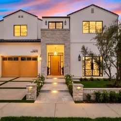 Weston - Coldwell Banker Realty