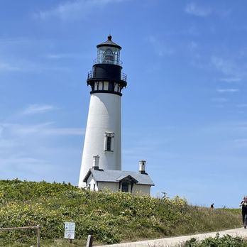 Yaquina Head Lighthouse - The lighthouse - Landmarks & Historical Buildings Near Me - Newport, Oregon Yaquina Head Lighthouse - The lighthouse - Landmarks & Historical Buildings Near Me - Newport, Oregon