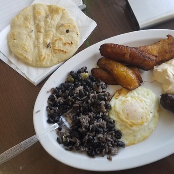 El pipil restaurante - Mexican Near Me - Sun Valley, California