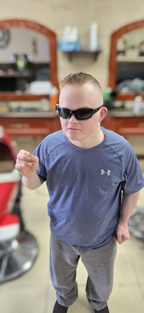 Olivers Hair Salon Logo