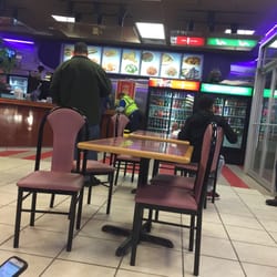 Eddie Leonard's Carryout - Crowded, good food