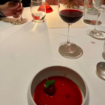Gauthier Soho - Beetroot Borscht - French Near Me - London, XGL