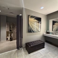 The Spa at World Center - Locker room