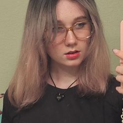 Salon Mystique - Beautiful pink and black hair!