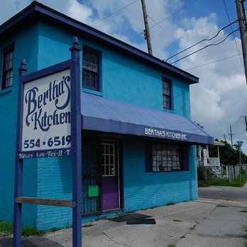 Bertha's Kitchen - Southern Near Me - North Charleston, South Carolina Bertha's Kitchen - Southern Near Me - North Charleston, South Carolina