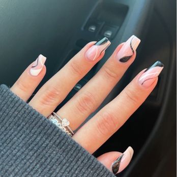 LT Nails - Nail Salons Near Me - Crystal Lake, Illinois