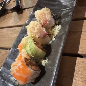 Umiya Sushi - Truffle Ocean Roll(8pc) - Japanese Near Me - Alexandria, Virginia
