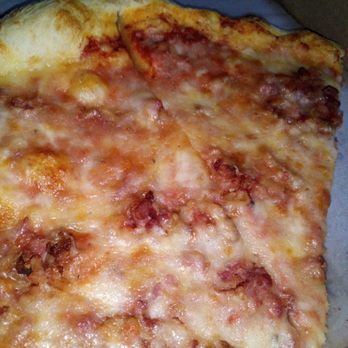 Blue Spring Pizza - Cheese pizza with bacon - Pizza Near Me - Orange City, Florida