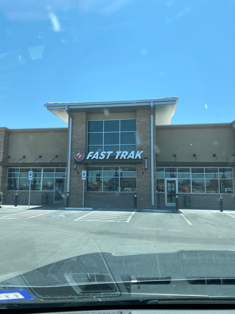 VALERO FAST TRAK FUEL Updated September 2024 2120 N Zaragoza Rd, El