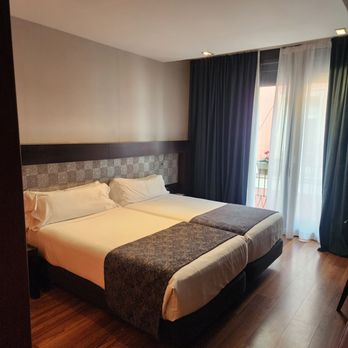 Hotel Catalonia Port - Nice room - Hotels Near Me - Barcelona, B