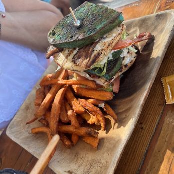 Cafe on 27 - Breakfast & Brunch Near Me - Topanga, California Cafe on 27 - Breakfast & Brunch Near Me - Topanga, California